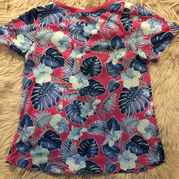 LLR V NECK TOP - Picture 2 of 3